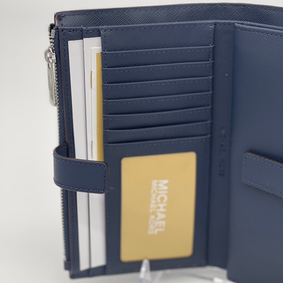 Michael Kors Double Zip Wallet Wristlet - Picture 5 of 8